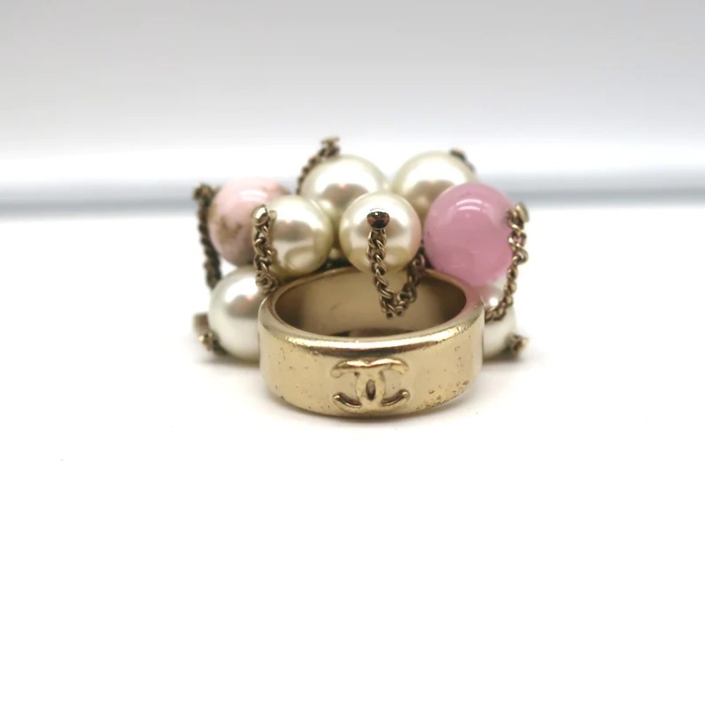 Chanel 09A CC Chain & Faux Pearl Cluster Ring Gold Size 6.5 - Picture 4 of 5